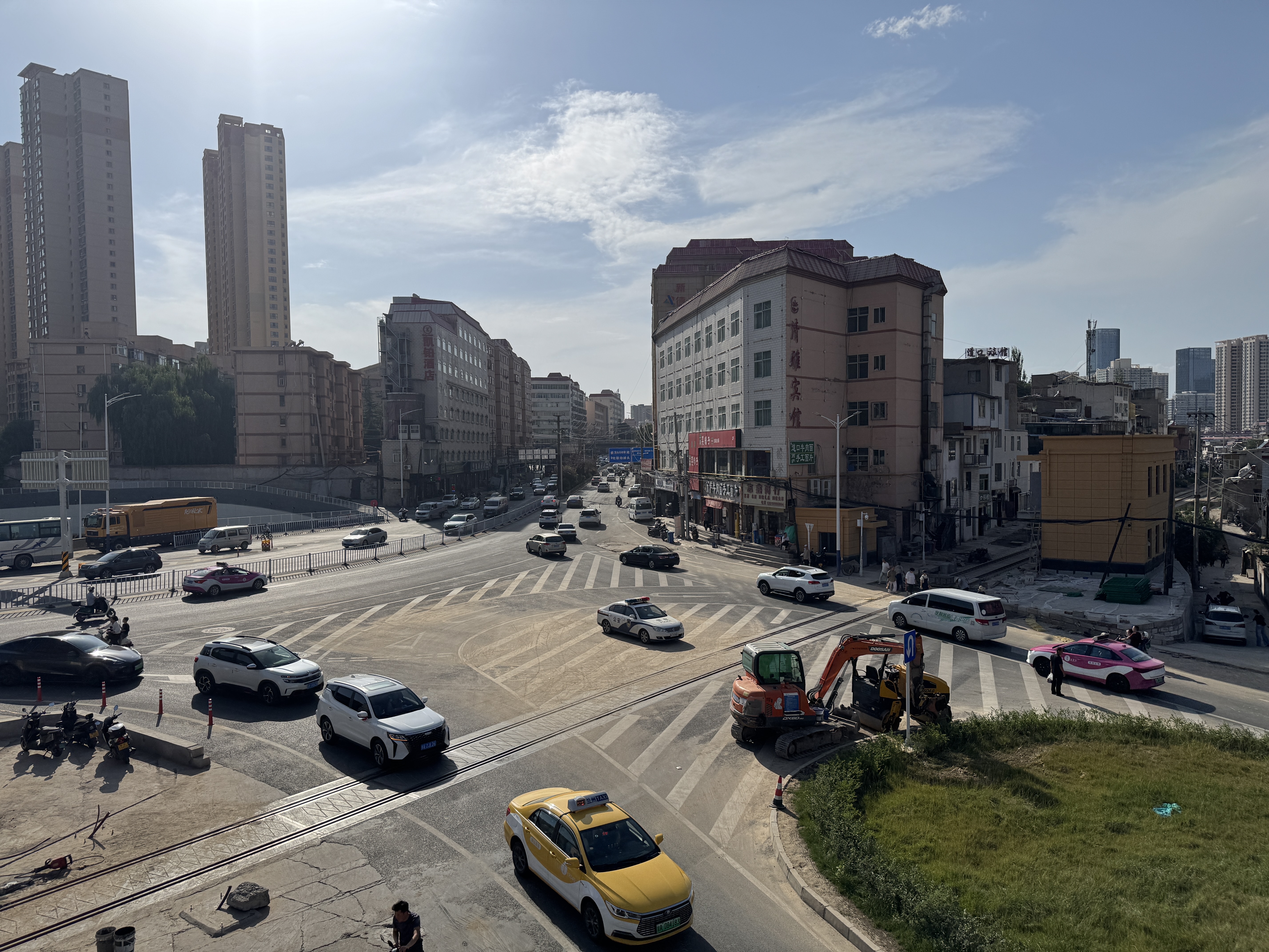 五星坪铁路平交道口综合治理项目通车百余天