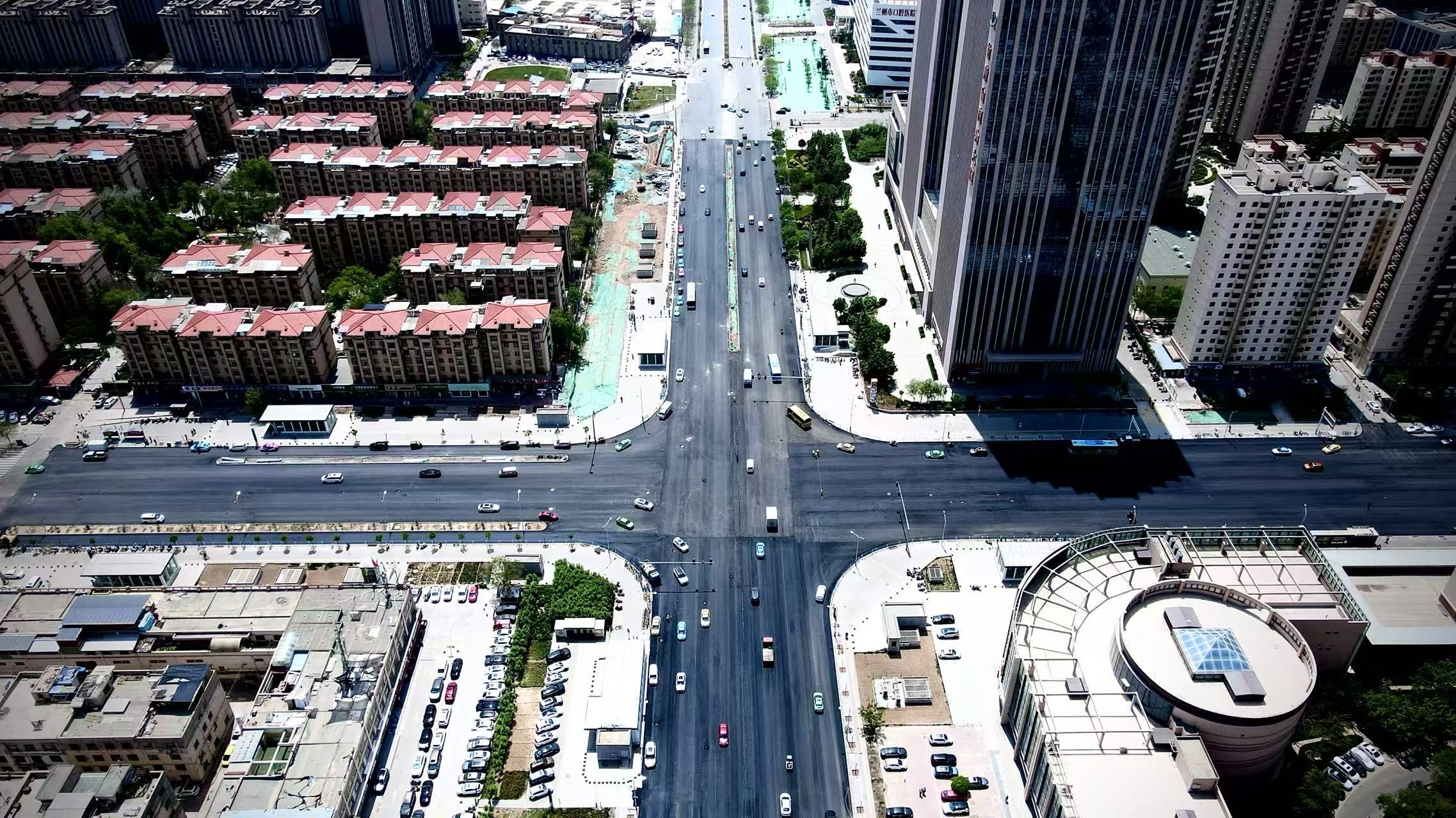 雁北路雁园路十字