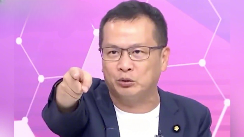 民众被逼到“比中指”是有多难！罗智强：源头就是赖清德