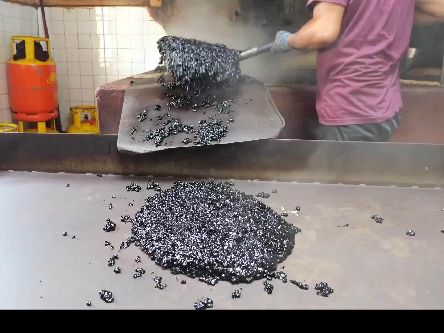 海南咖啡，一个长相如沥青，由移民到东南亚的海南华人创造的咖啡