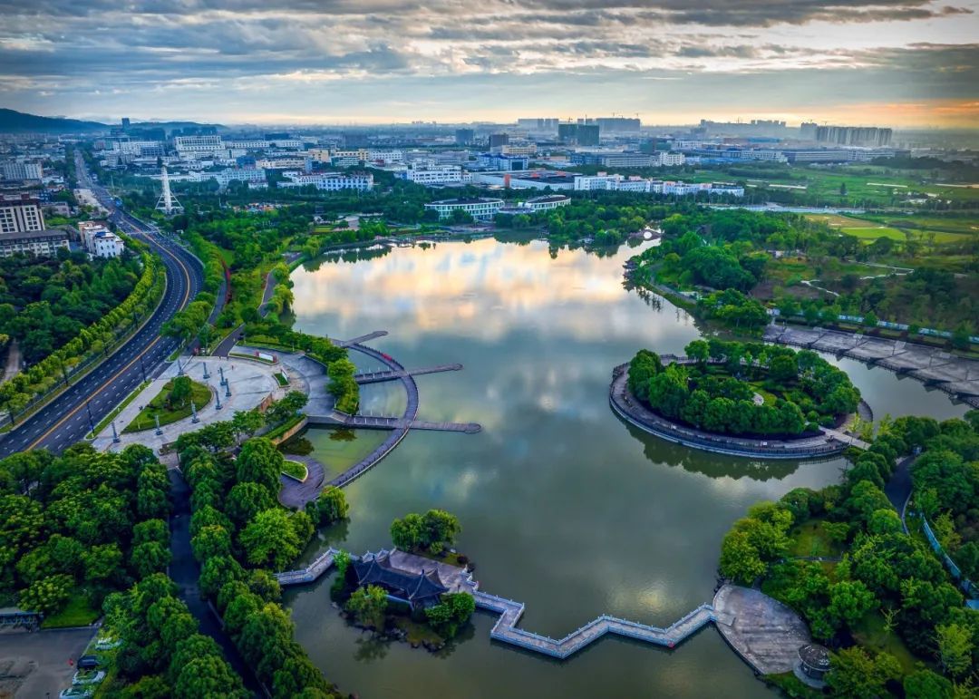 4.21 邬宏尉 仁湖公园2.jpg