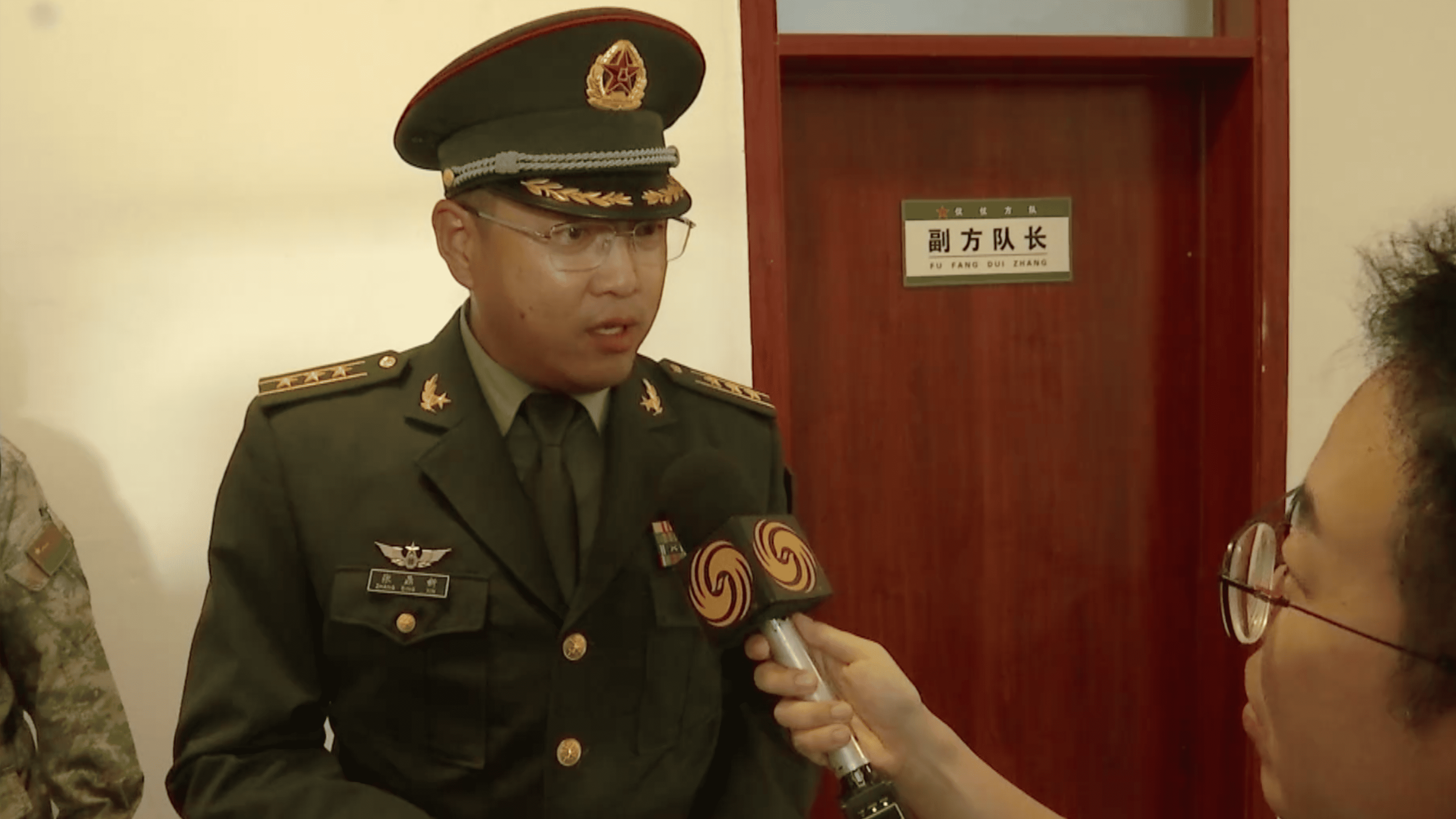 “蒸烤天”阅兵训练不停 集训时间短更看基本功