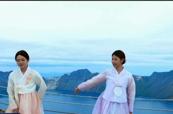 四大天池云端联动“天池星河交响夜”在文县开演