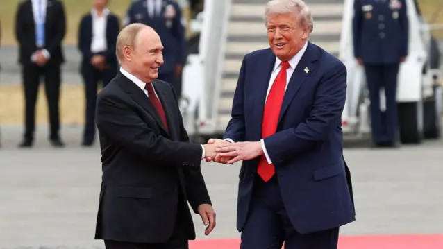 学者：美国不会为缓和对俄关系而牺牲对华利益