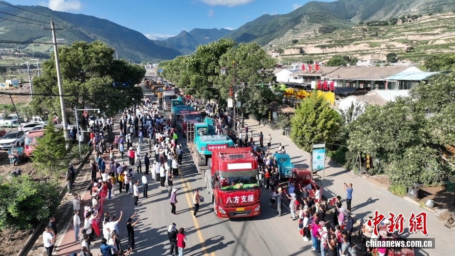 送别现场　图/中国安能（谭明裕　曾明洋）