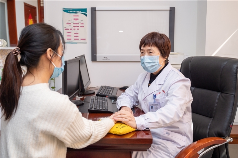 ③河南中医药大学第一附属医院肝病诊疗中心主任医师 赵文霞
