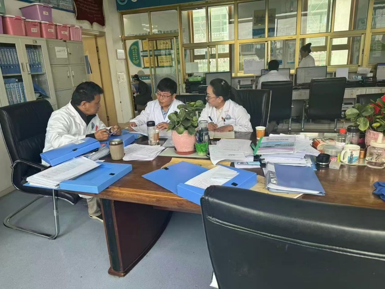 青岛市胶州中心医院跨越4000公里的医者担当