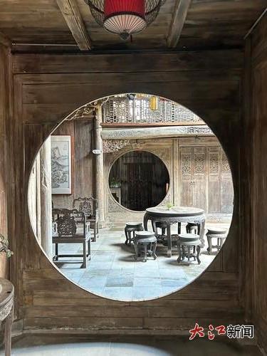 江西明清古民居博览园内展出的旧民居