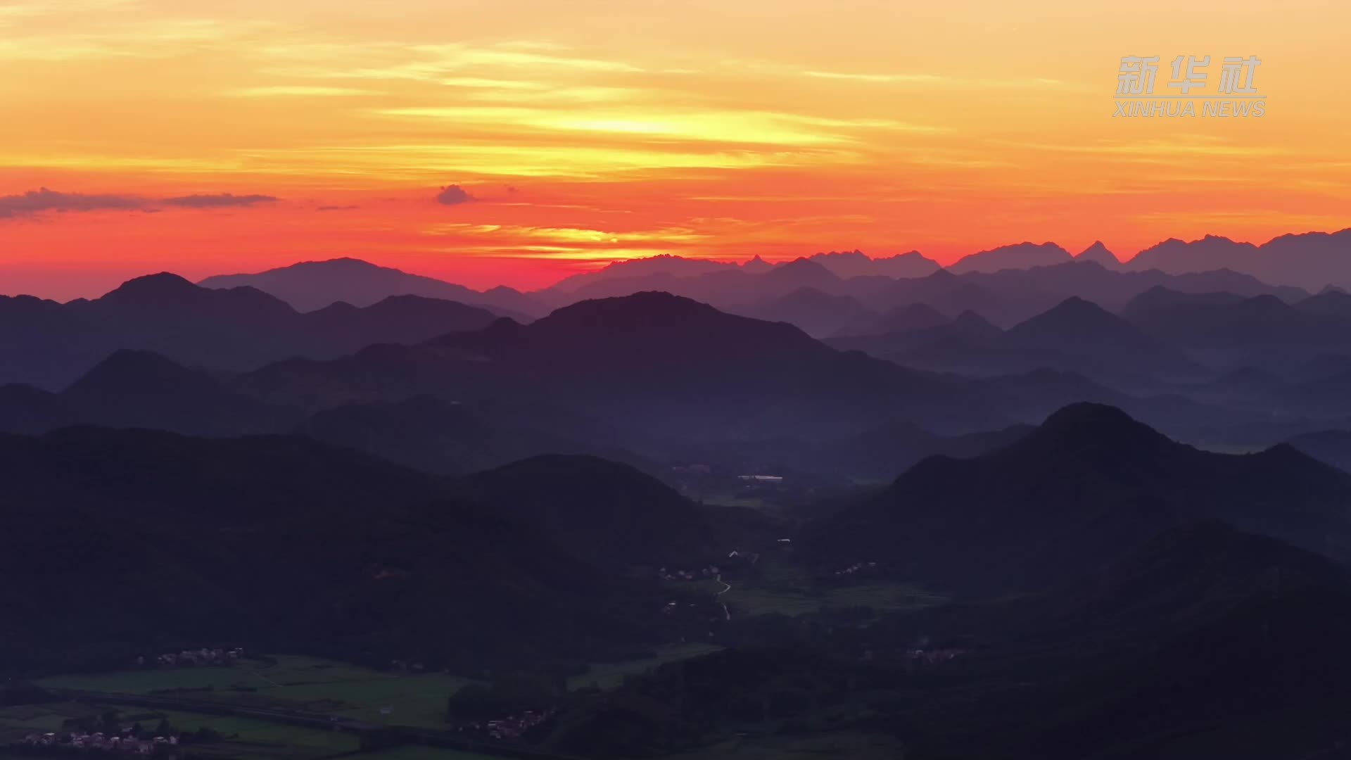 安徽池州：秋浦河畔山乡美