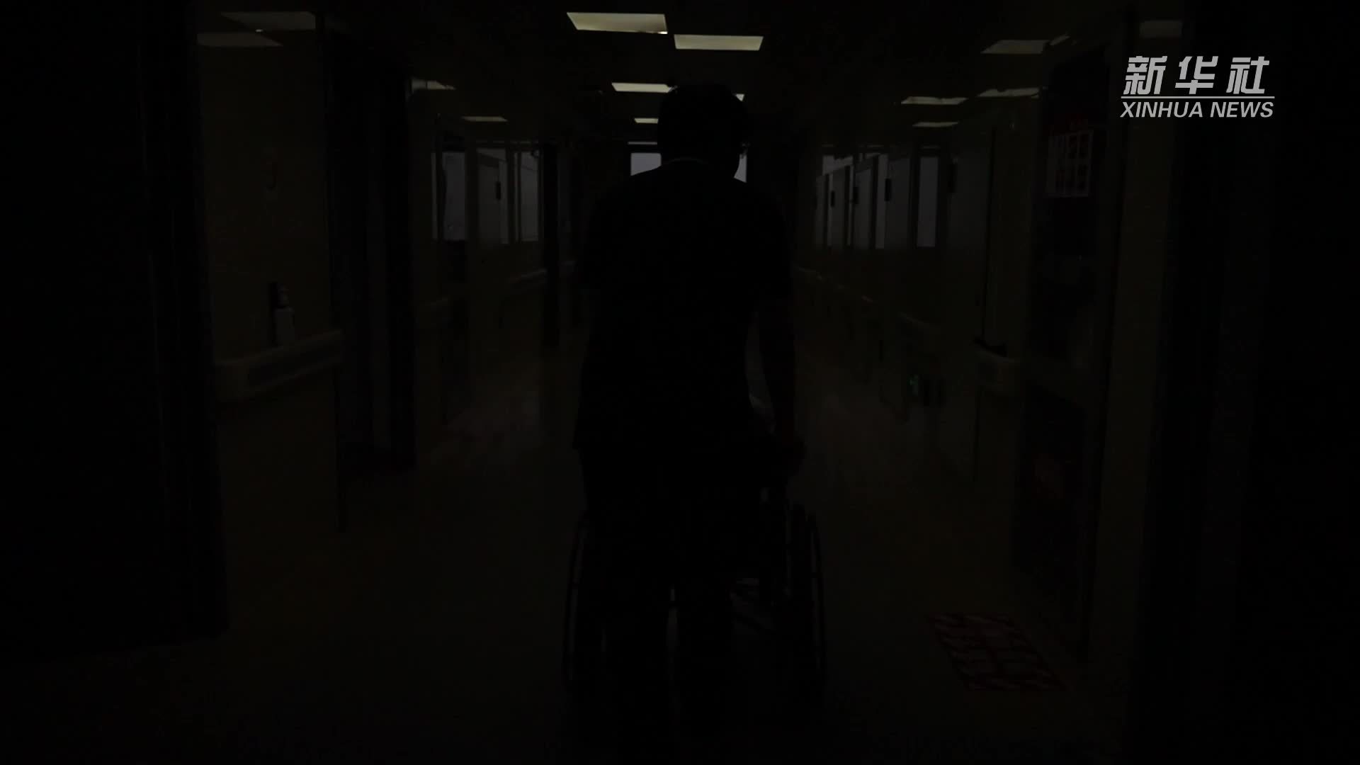 微纪录片｜25年，他为患者找回身体“完整”的希望