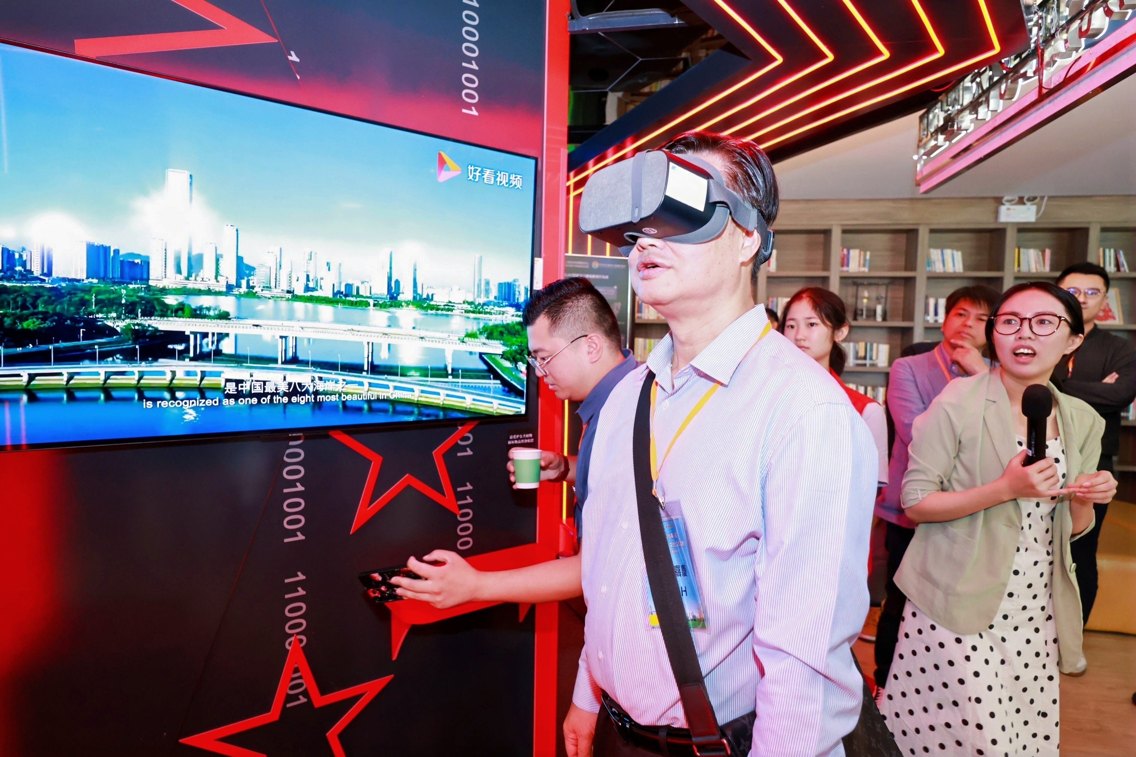 共话治理新篇 共绘湾区未来 2025第八届深港社区交流活动助力深港融合发展