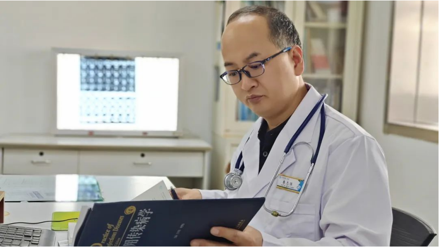 李志强:为区域无“痨”砥砺前行