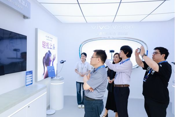 vivo胡柏山：MR是家庭机器人走入千家万户的桥梁