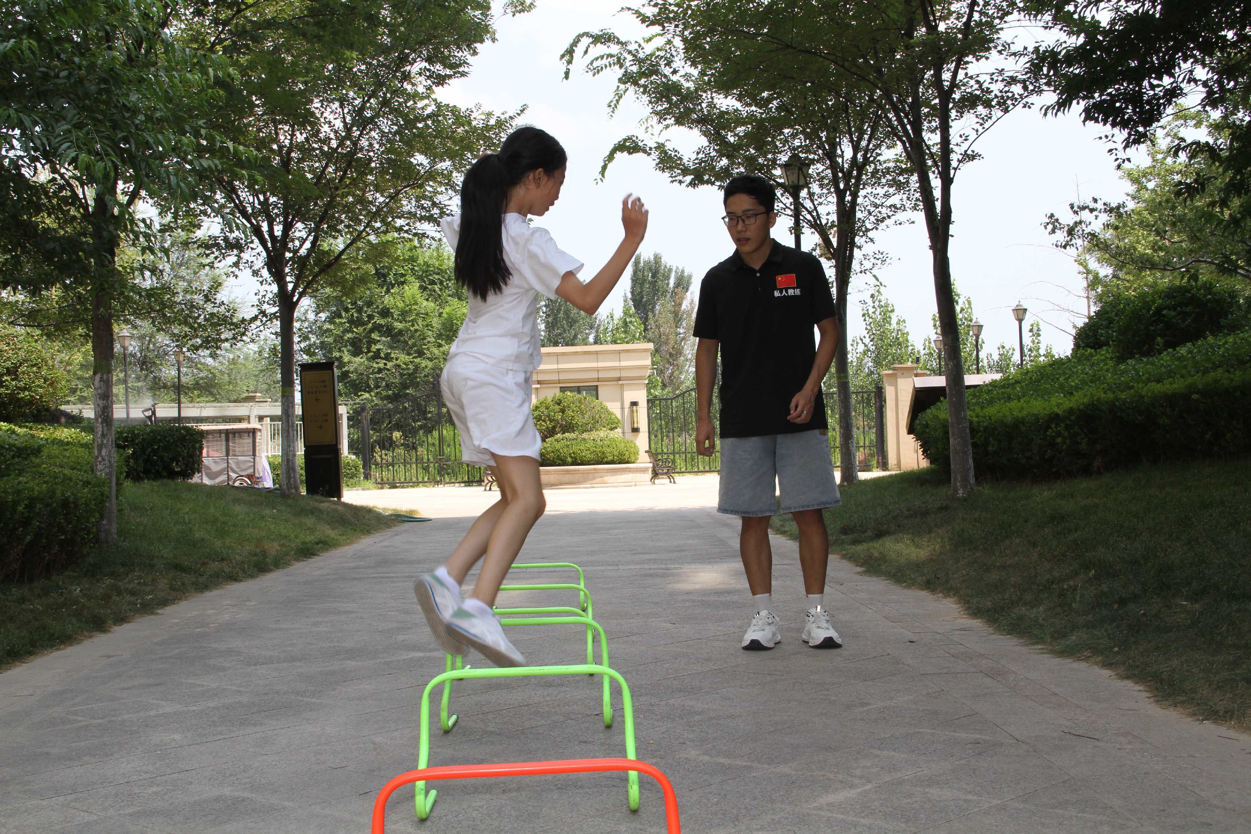 “家门口” 的体能课：聊城上门体育指导点亮孩子运动热情