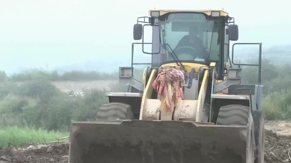 榆中县受灾产业路全线贯通　为秋收和重建保驾护航