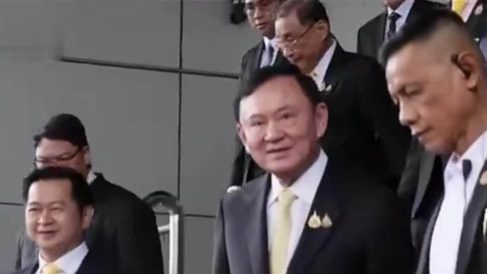 泰国刑事法院驳回他信涉亵渎王室起诉