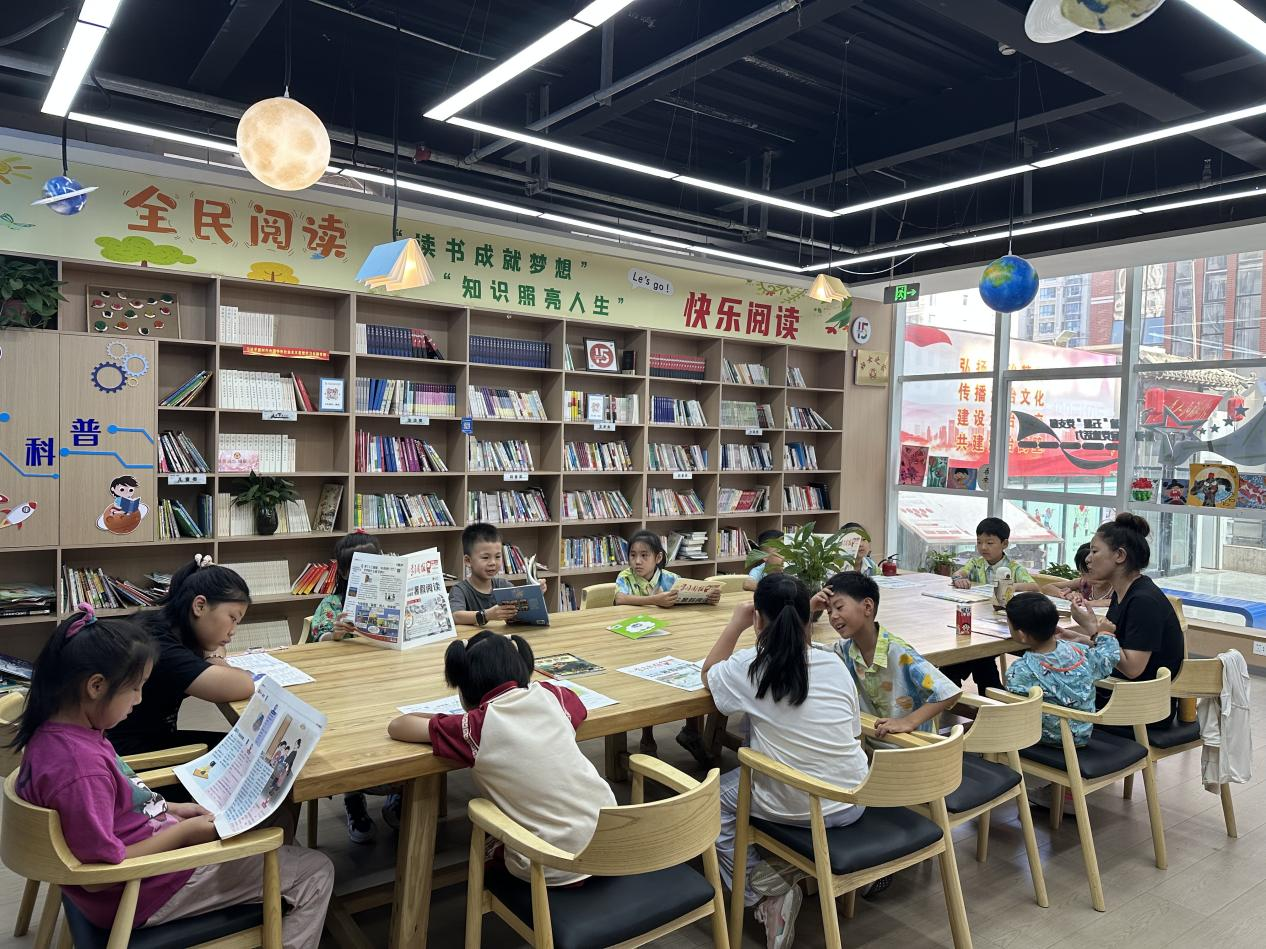 鶴壁市淇濱區九州路街道開展“書香潤童心 閱讀伴成長”青少年讀書活動