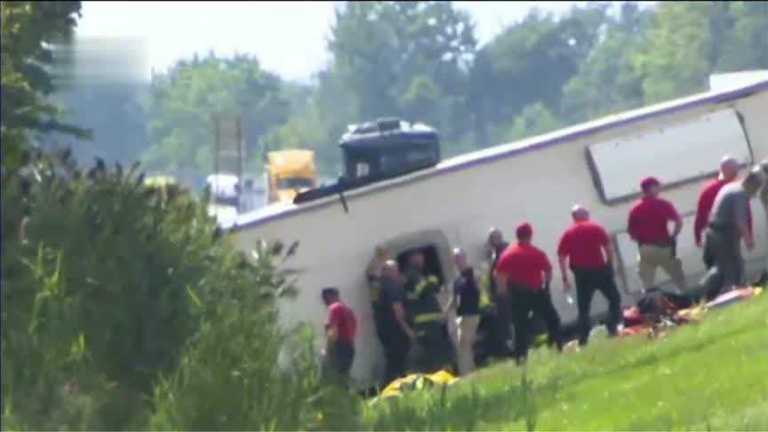 美国纽约州大巴侧翻已致5人遇难，我总领馆：有中国公民重伤