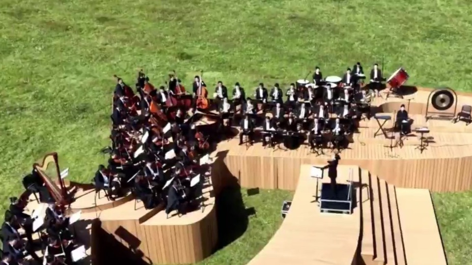 甘肃张掖：祁连山下奏交响乐章