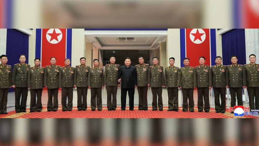 金正恩高调举行援俄官兵表彰仪式 释放何种信号？