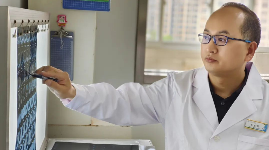 李志强:为区域无“痨”砥砺前行