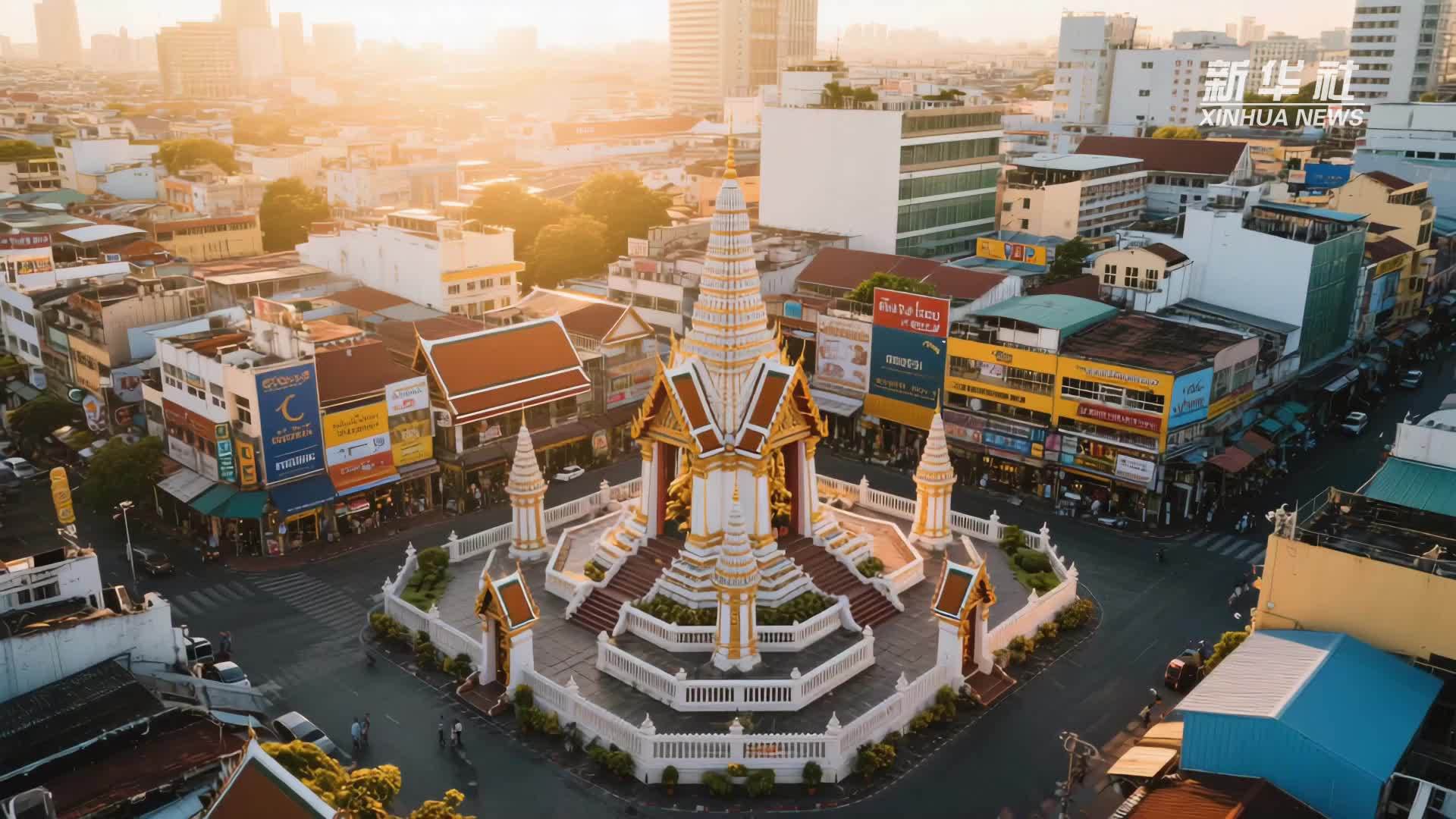 大山孩子的诗意心声 首次来到泰国曼谷