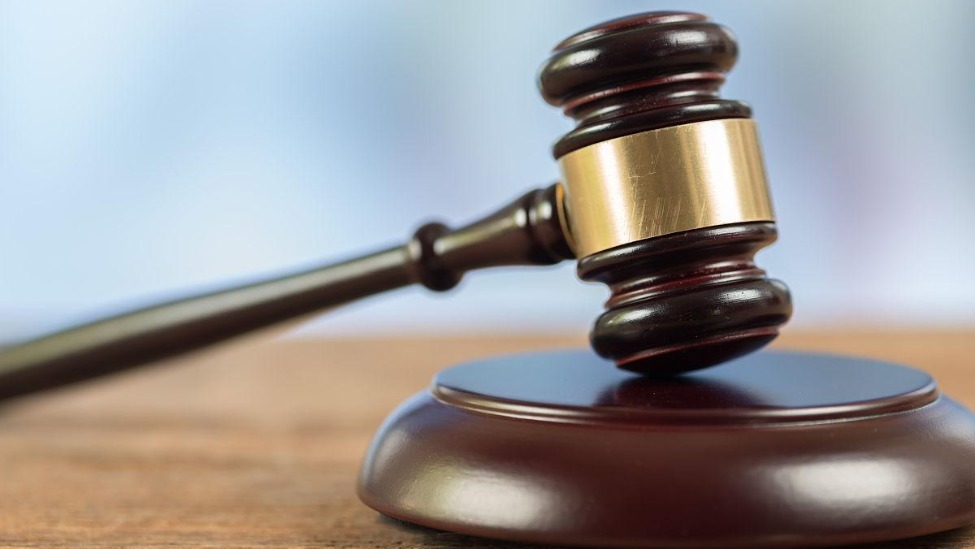 儿子长得不像自己？经鉴定竟是非亲生子，男子起诉前妻索赔25万，法院判了