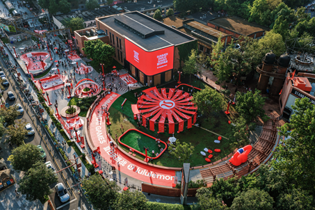 世界冠军汪顺助阵lululemon“夏日乐挑战”全国总决赛