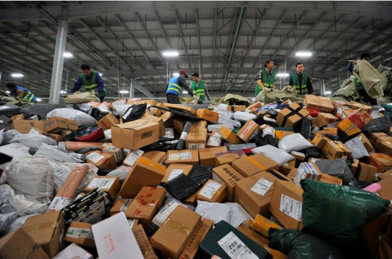 美国小额包裹关税豁免倒计时 25国宣布暂停对美寄件