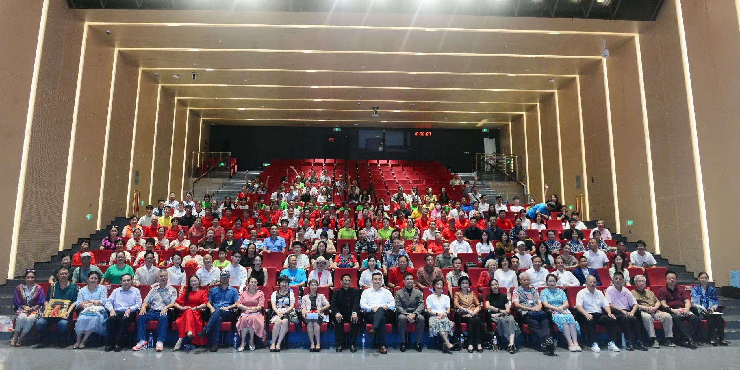 《深圳本土客家山歌唱腔选集》发布会举行系统留存本土声韵唤醒深圳客家文化根脉