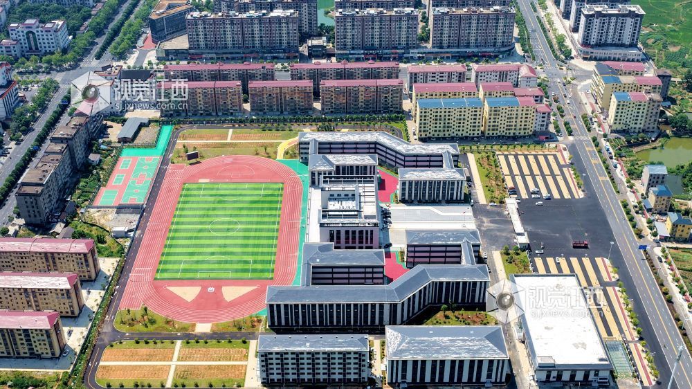 2025年8月26日，航拍即將在秋季開學投入使用的江西省吉安市峽江縣城北學校。