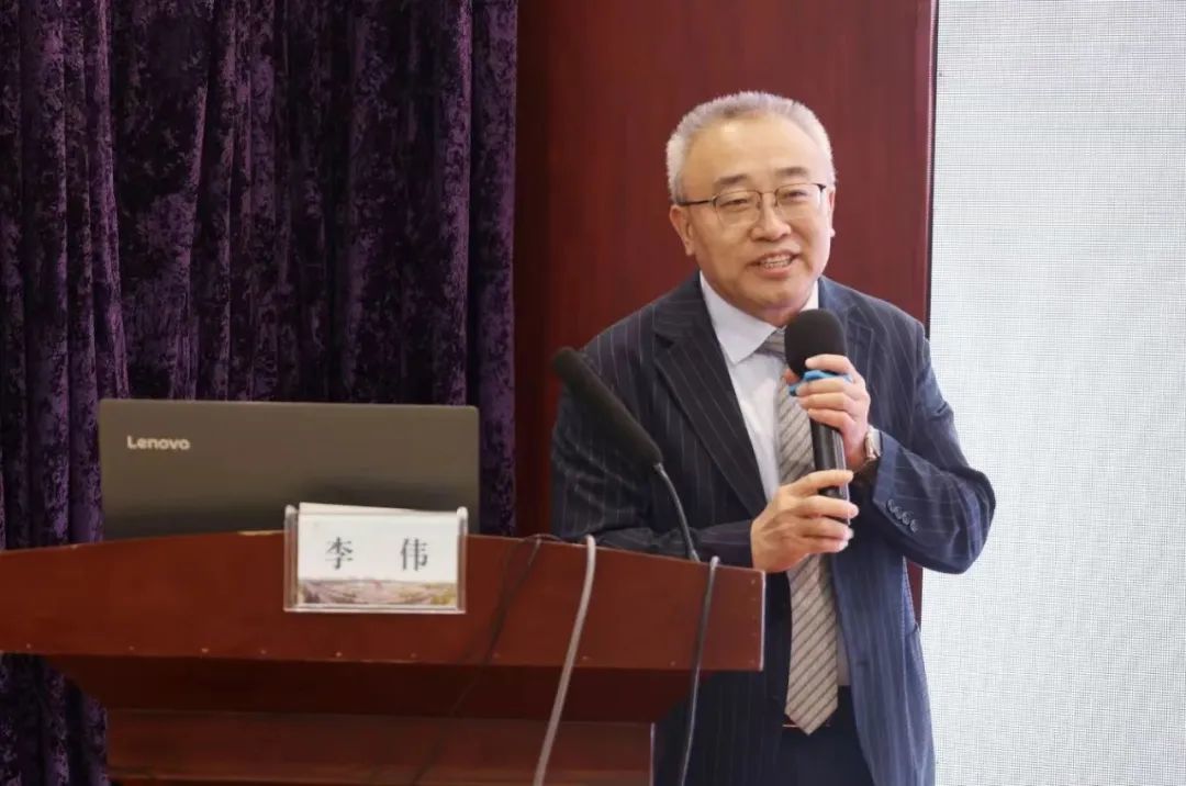 山东省立医院李伟教授进行专题授课