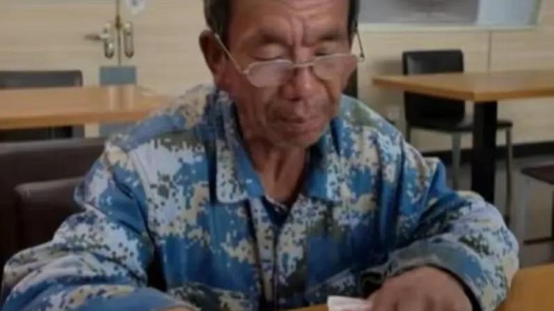 农民工大爷为《我的母亲》作文申请版权