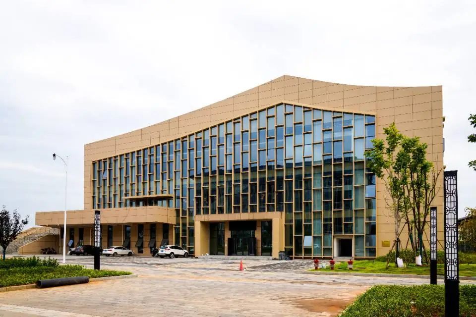 学生食堂（知味斋）