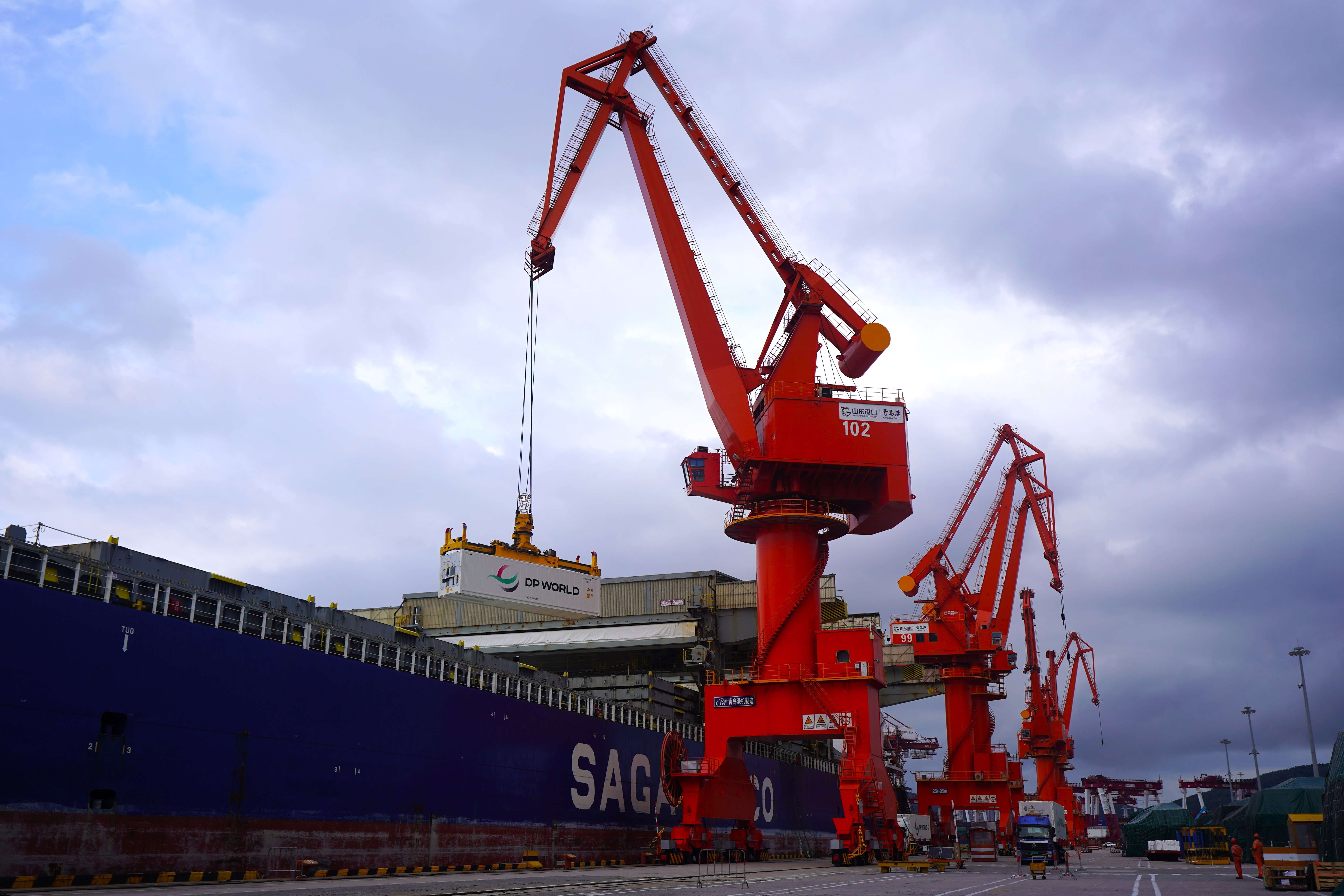 山东港口青岛港：织密“双向”物流大通道，赋能全球产业链发展