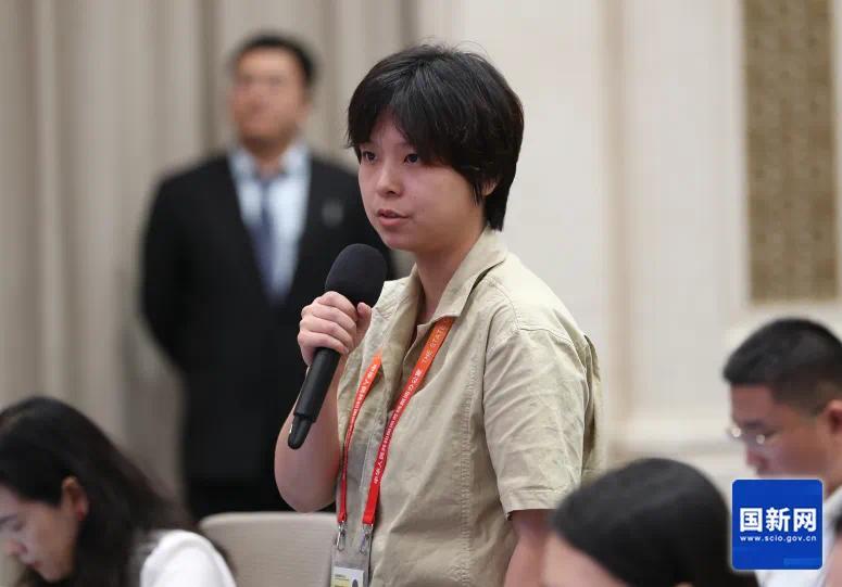 国新办举行新闻发布会 介绍第二十五届中国国际投资贸易洽谈会有关情况