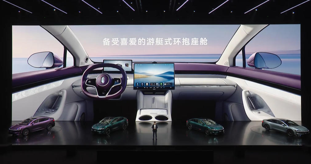 焕新智界R7/S7焕新发布：标配华为ADS 4.0、首发隔窗对讲，22.98万元起