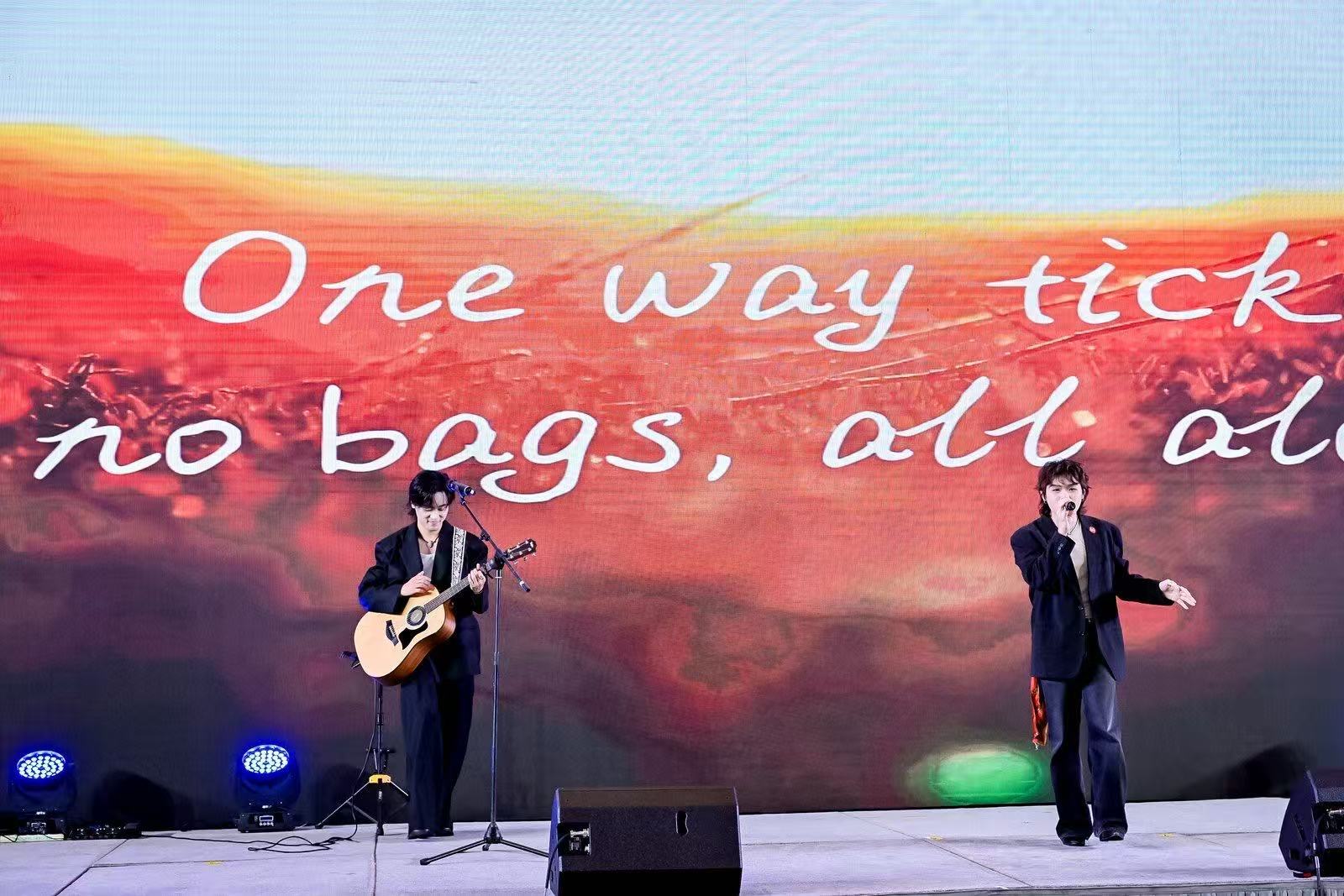 中国新加坡商会山东分会举办新加坡国庆节晚宴 共庆新中友好情谊