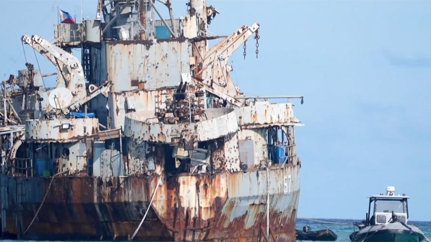 菲称中方拖船现身仁爱礁，菲担忧非法“坐滩”军舰被拖走