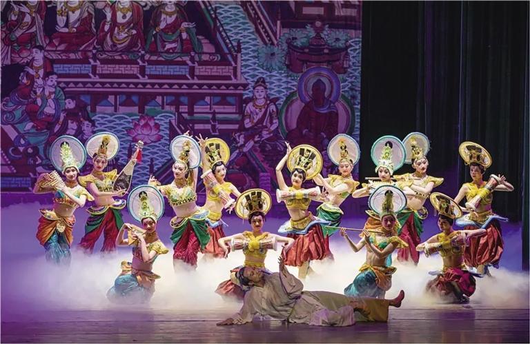 新版《丝路花雨》剧照 省歌舞剧院供图