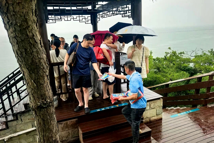 真正的热爱，就在连岛的夏天！