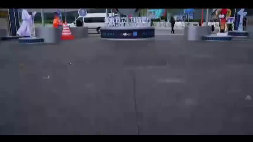 先懵后笑！广汽昊铂老总表情藏大瓜，L3量产首车真是昊铂A800？