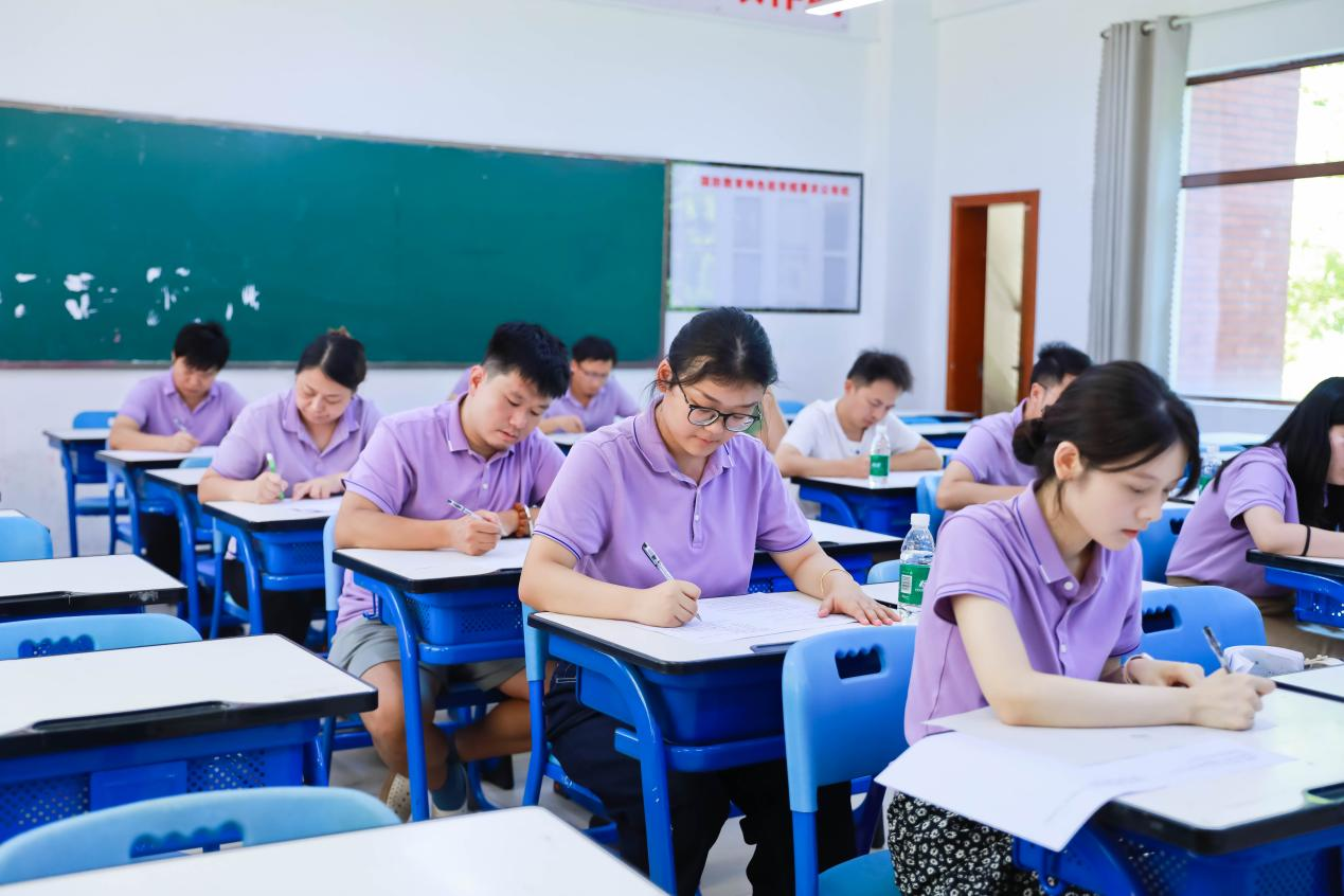 音乐、美术等非文化科目教师参加考试