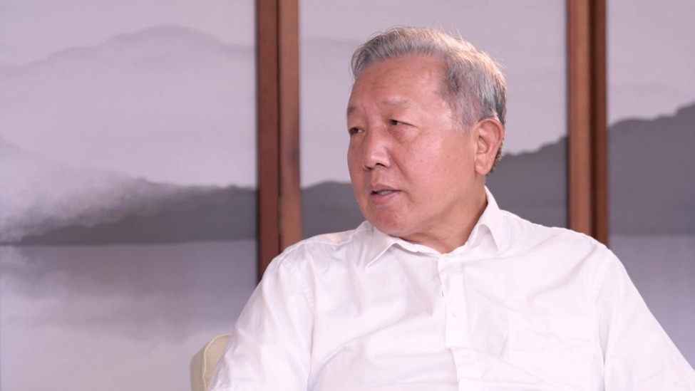 吴晓求：股市有一批动不动就想暴富的人，把市场搞乱丨《封面》