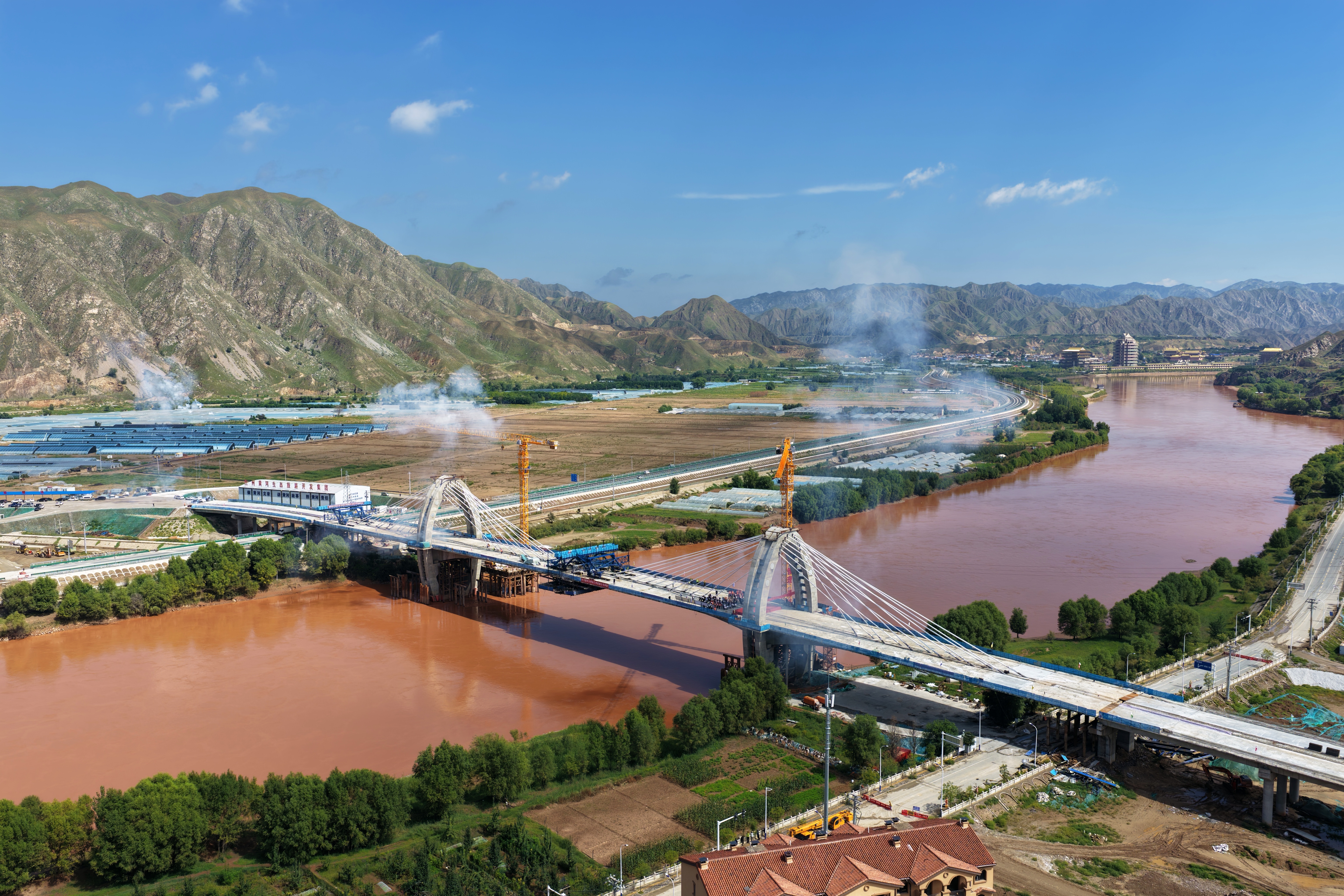 兰州这座黄河大桥合龙 预计年底通车