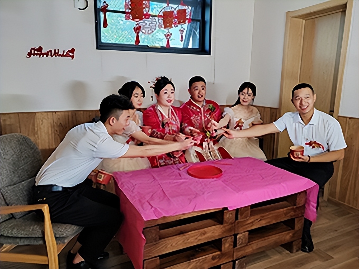 青岛乡里乡亲｜一饺一馍送文明 一墙一书传新风 喜院民宿：柳林村里的新风幸福场