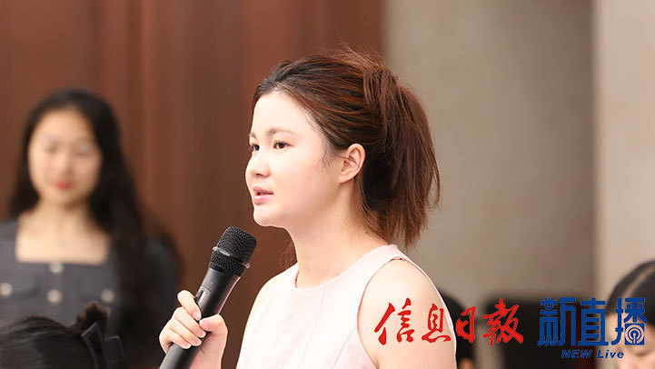 中新社提問
