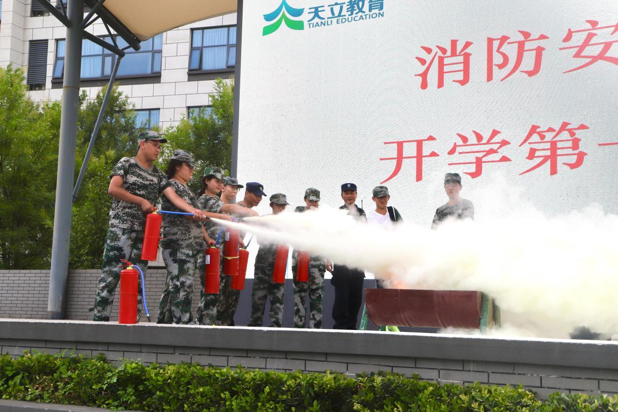 济宁开展“开学第一课”消防安全宣传活动