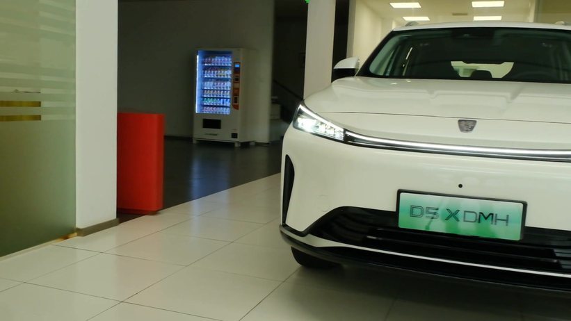 10万内最长纯电续航 荣威M7 DMH成都车展预售首发