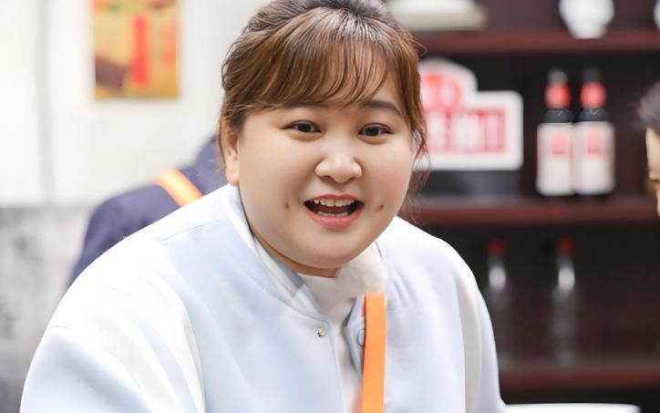 “消失”一年后，43岁的贾玲官宣喜讯，全网恭喜，终于等到这一天(图3)
